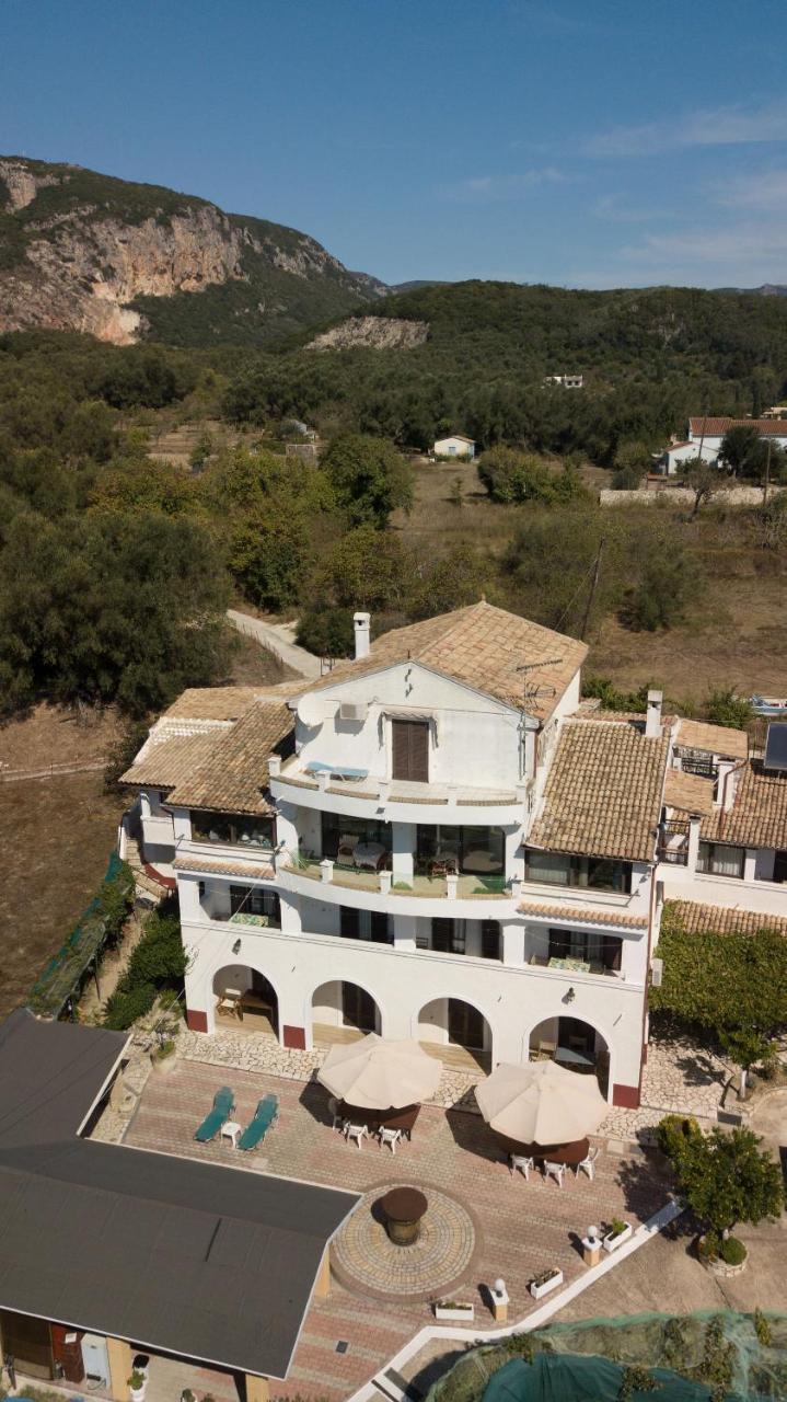 Villa Mike 105 Liapades Exteriér fotografie